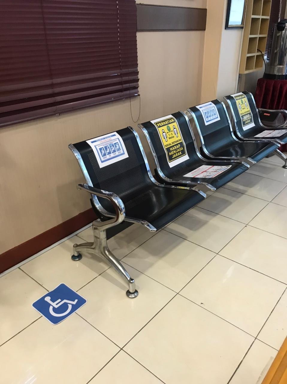 Tempat Khusus Kursi Roda